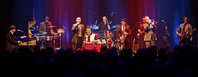 New Cool Collective & Mark Reilly