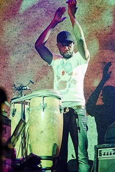Konono No.1 meets Batida
