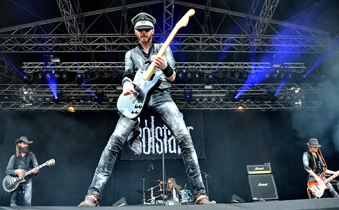 Foto’s Into the Grave & CityRock