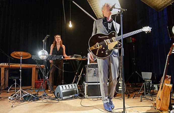 Saartje Van Camp & Spinvis