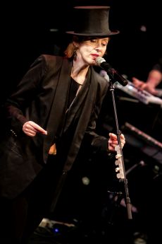 Suzanne Vega || Photo: © Rijno Boon Suzanne Vega