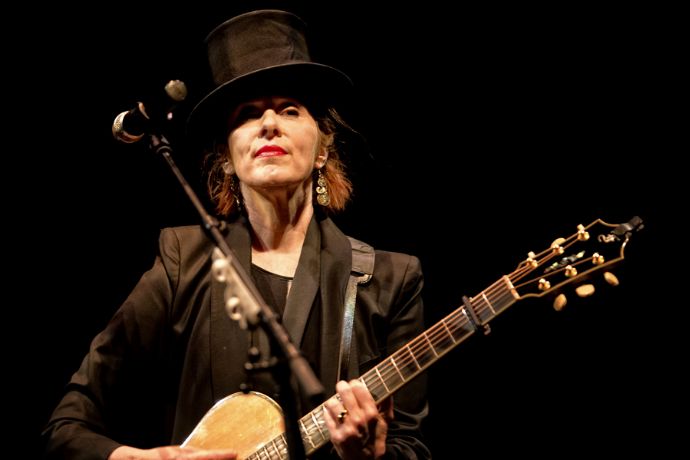 Suzanne Vega || Photo: © Rijno Boon Suzanne Vega